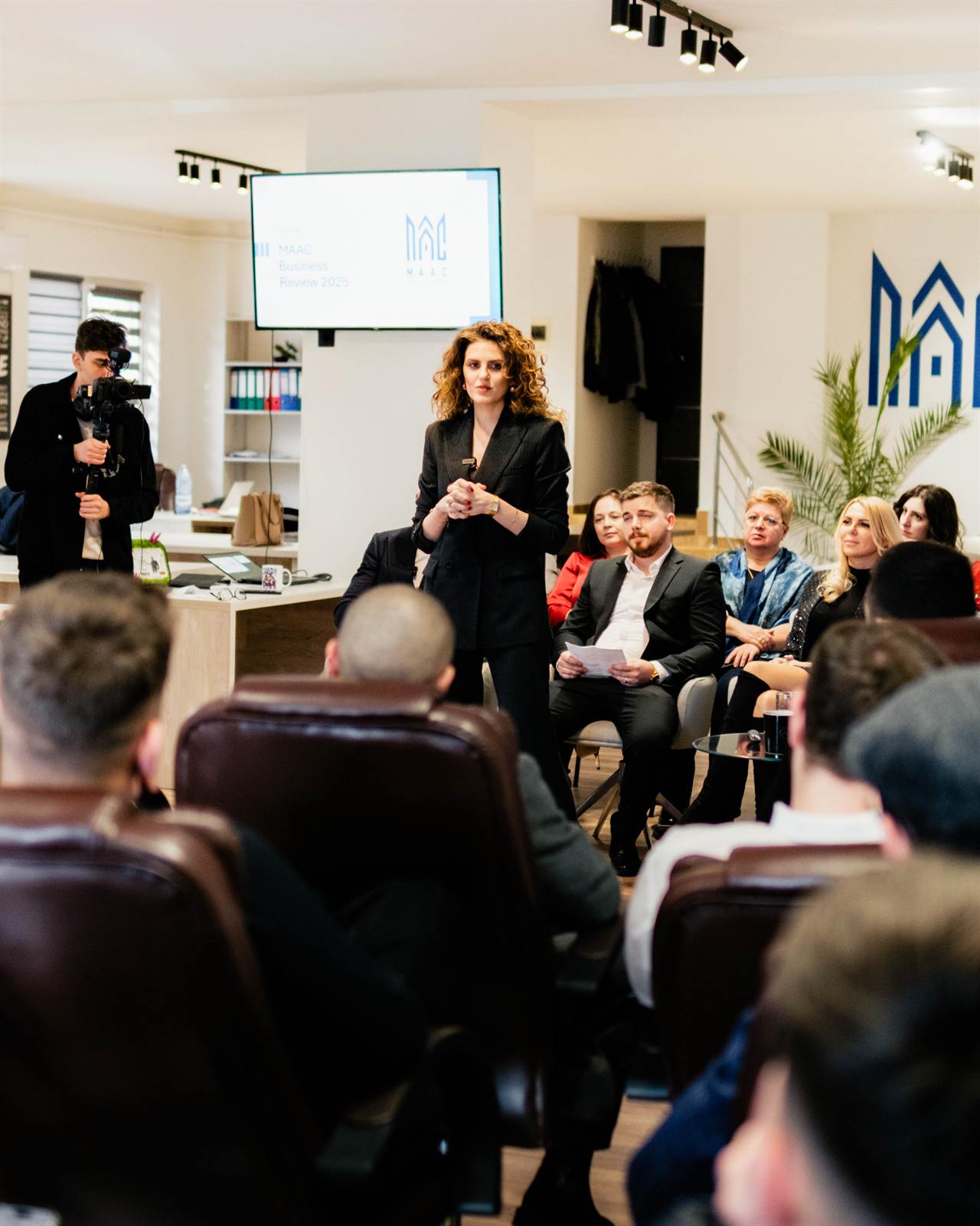 Consultanță financiară corporate Sibiu – finanțare companii MAAC Bank