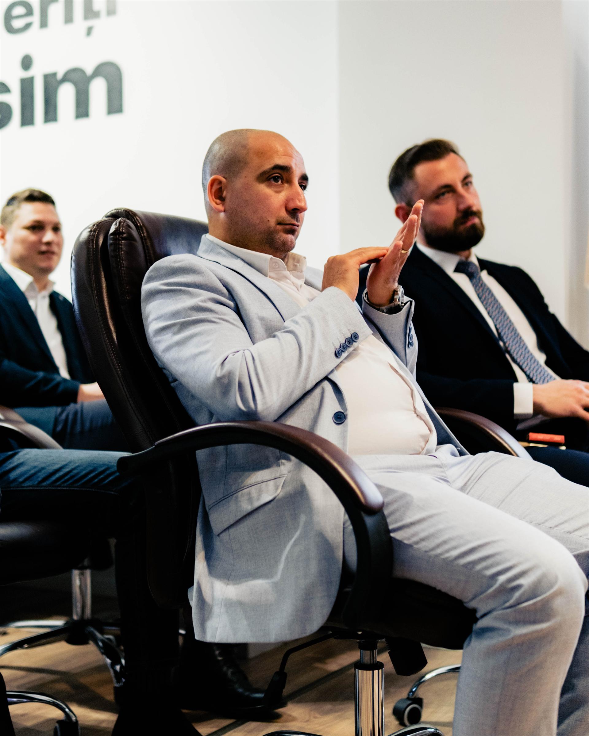 Profesioniști MAAC Bank în discuție la evenimentul anual 2025